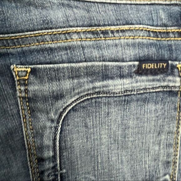 Fidelity Belladonna Mid Rise Bootcut jeans (hemmed) Size 25 - Picture 9 of 14